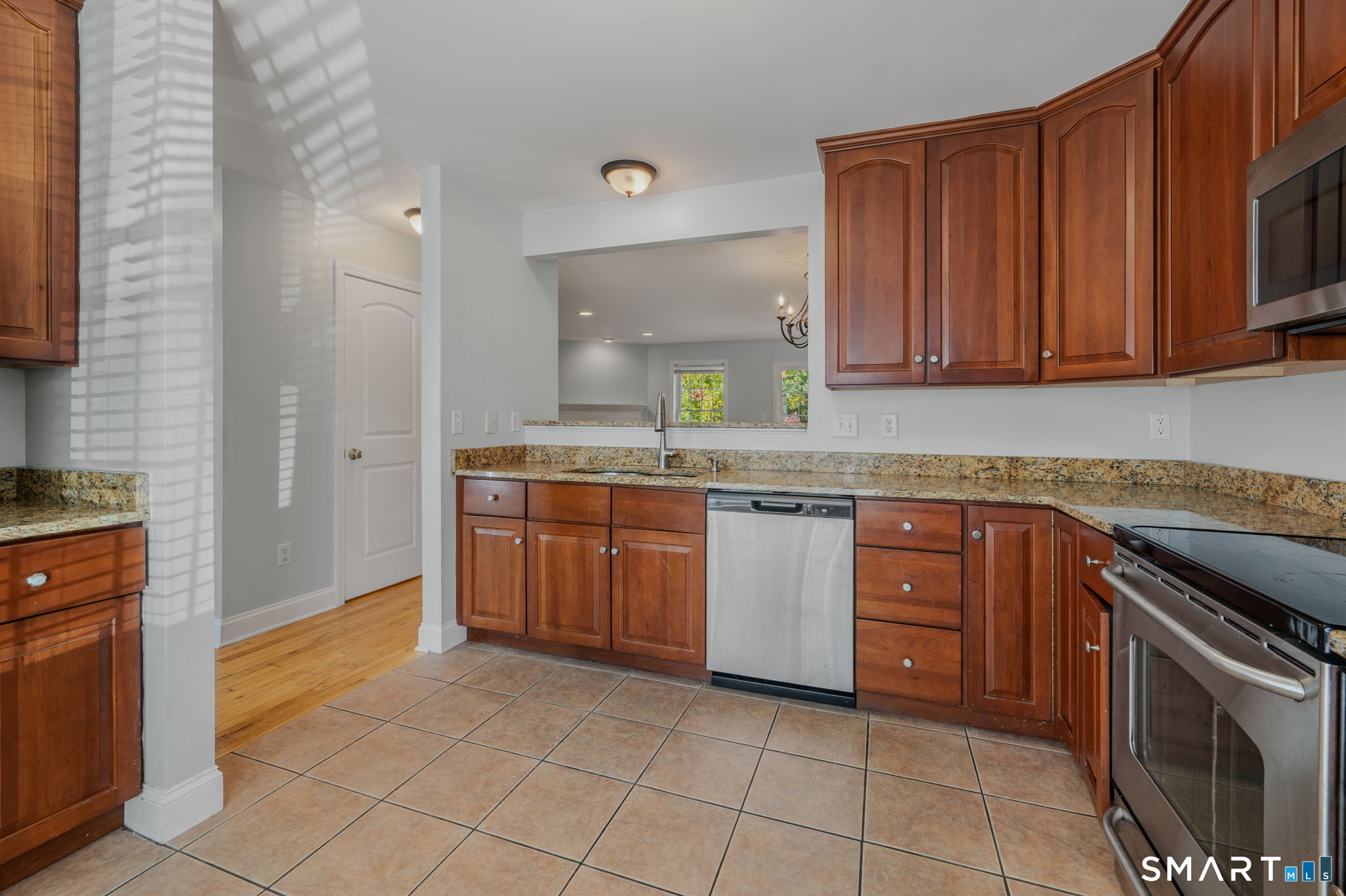 15 Freedom Way East Lyme CT 06357