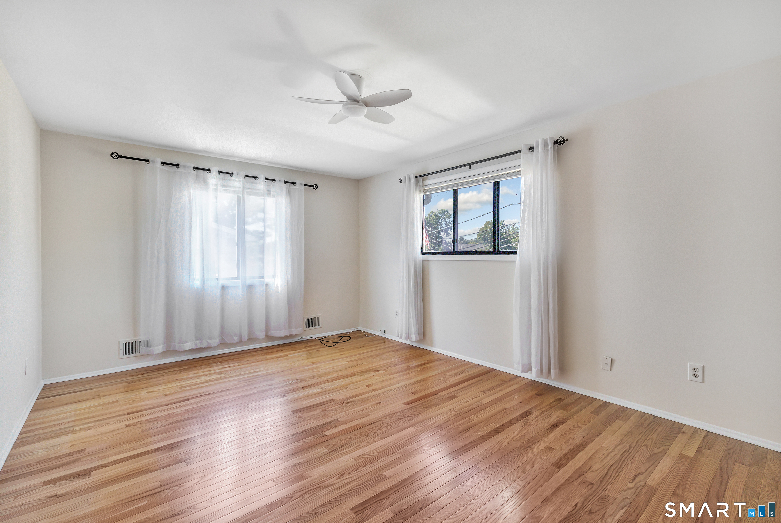 8 Patterson Avenue Stratford CT 06614