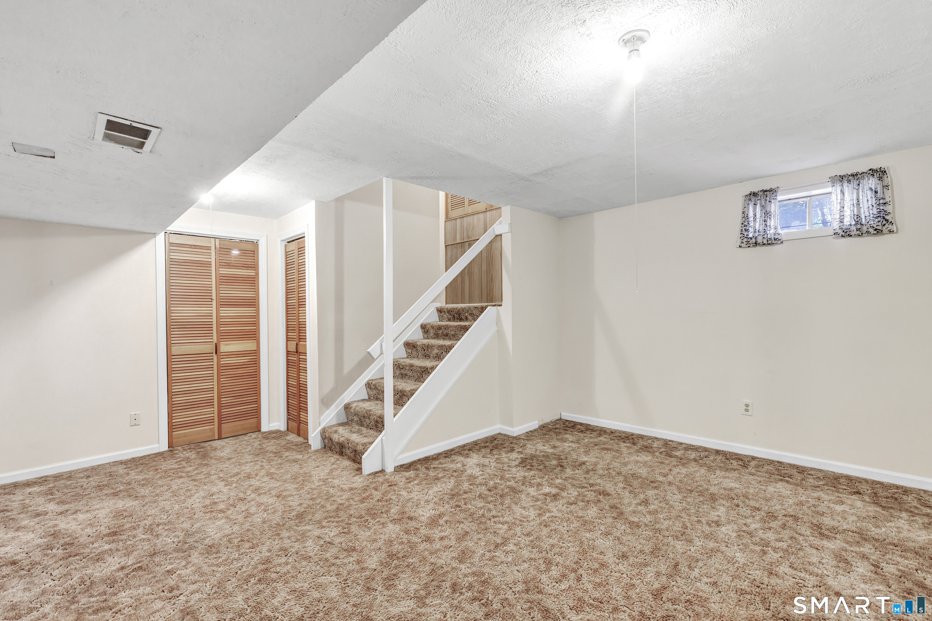 8 Patterson Avenue Stratford CT 06614