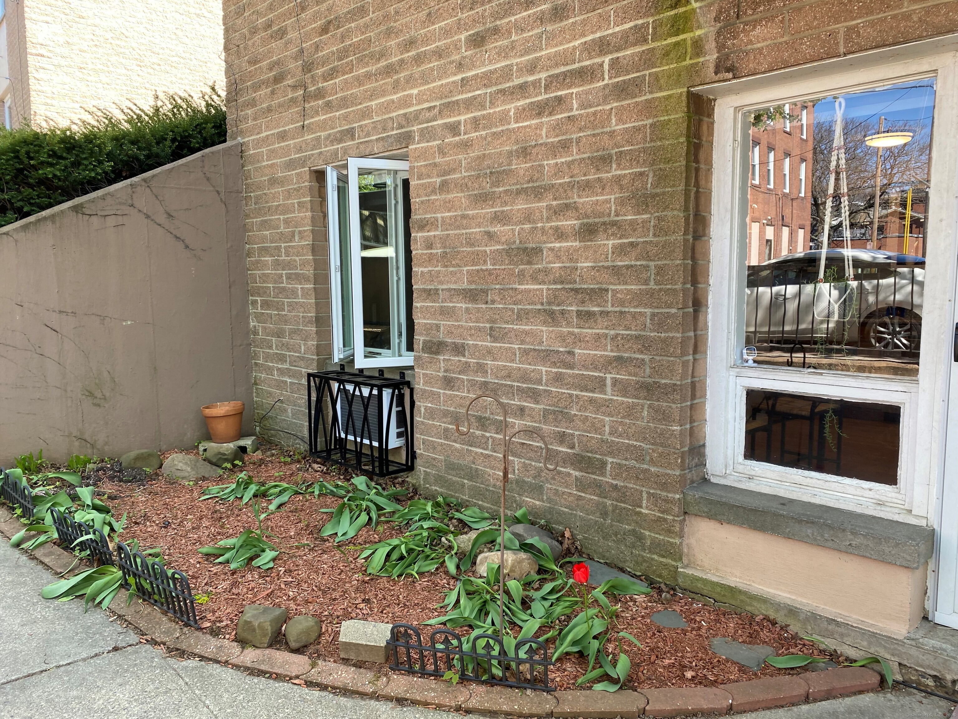 120 Wooster Street New Haven CT 06511