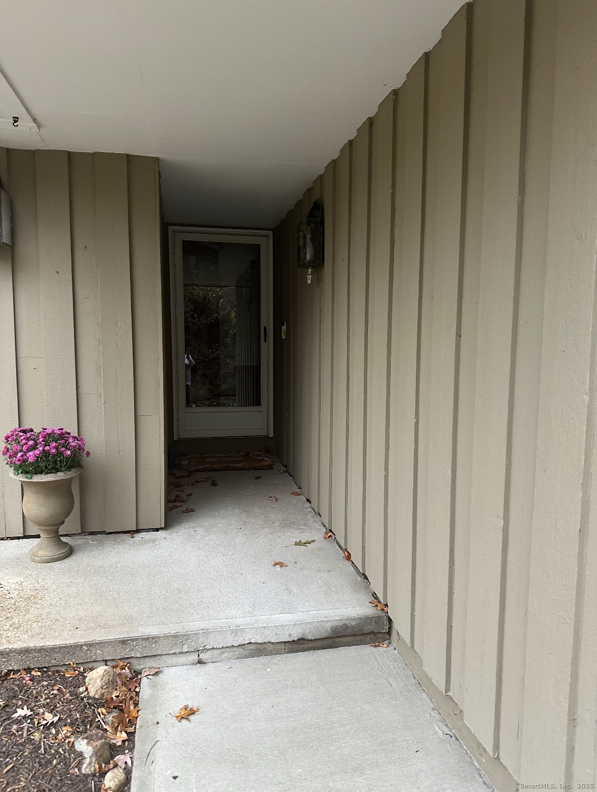 10 Ledgebrook Drive Norwalk CT 06854