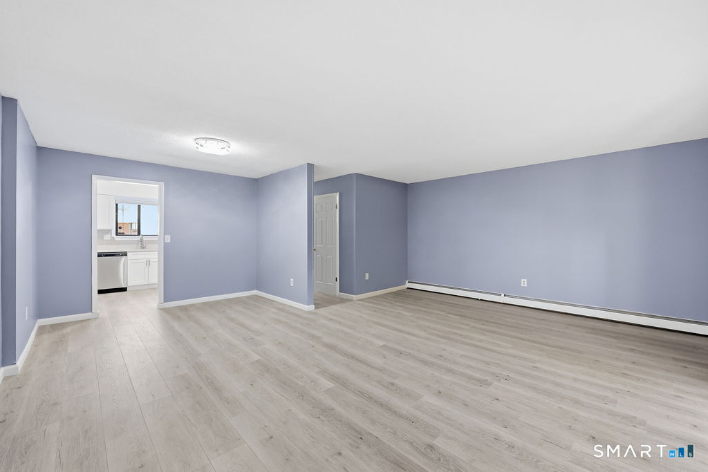 11 Sutton Place Bloomfield CT 06002