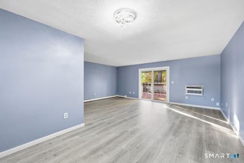 11 Sutton Place Bloomfield CT 06002