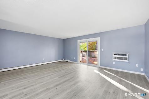11 Sutton Place Bloomfield CT 06002