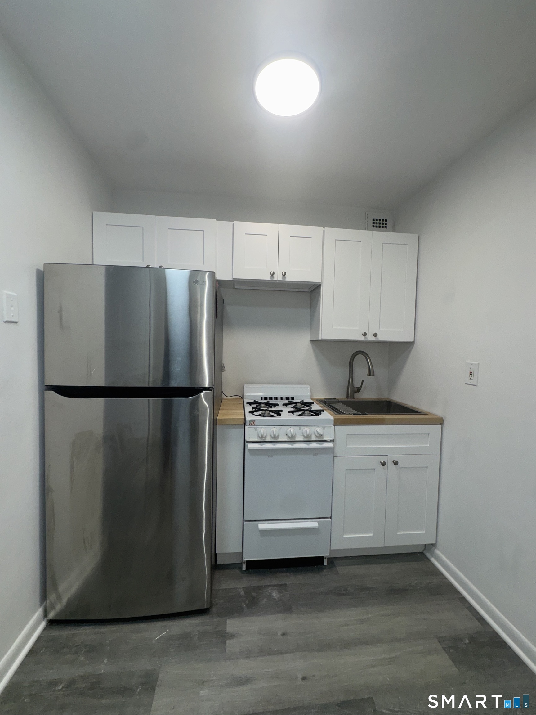 2370 North Avenue Bridgeport CT 06604