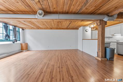 68 Thermos Avenue Norwich CT 06360