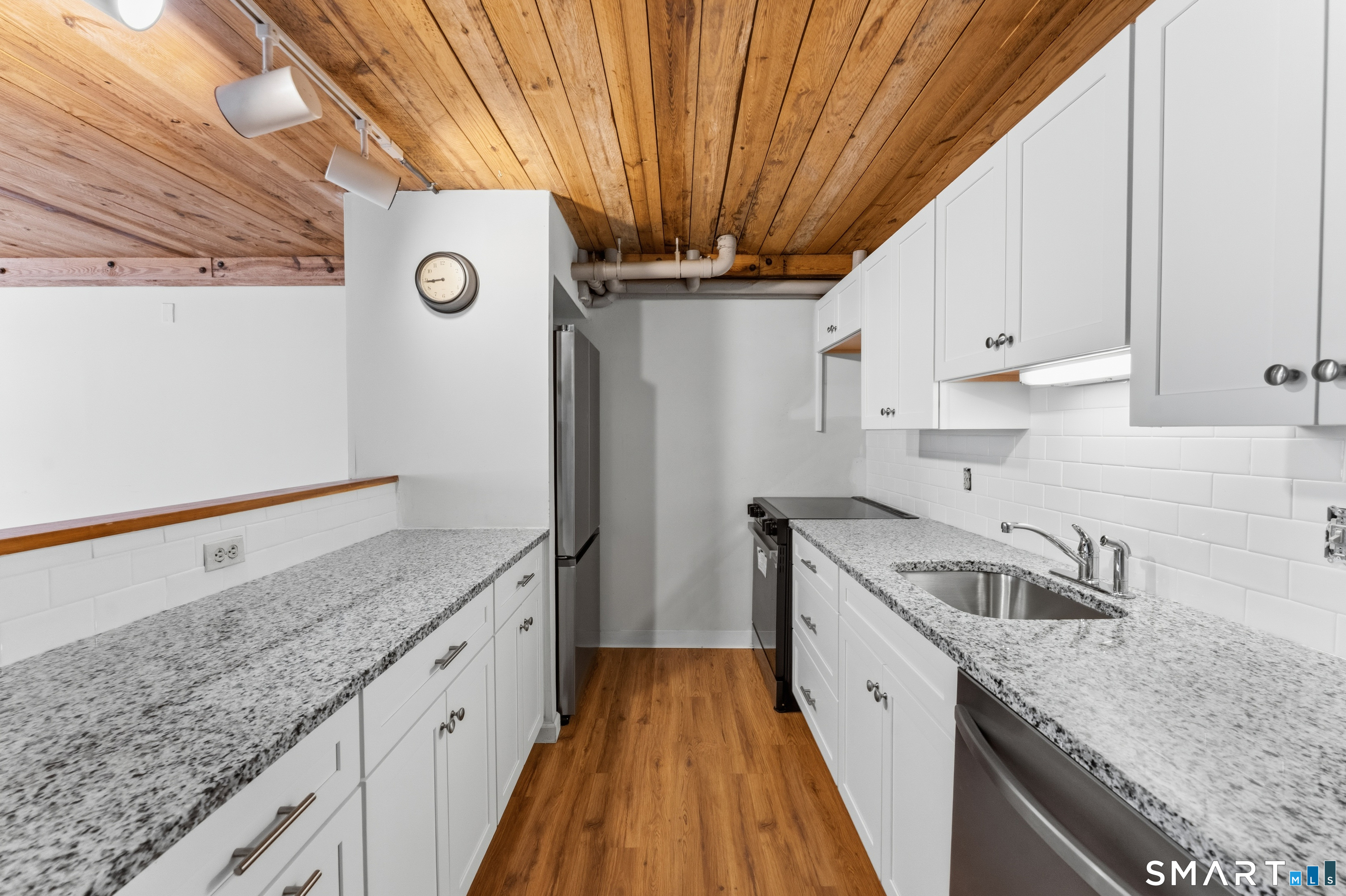 68 Thermos Avenue Norwich CT 06360