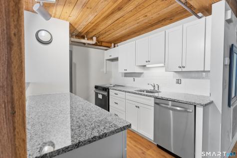 68 Thermos Avenue Norwich CT 06360