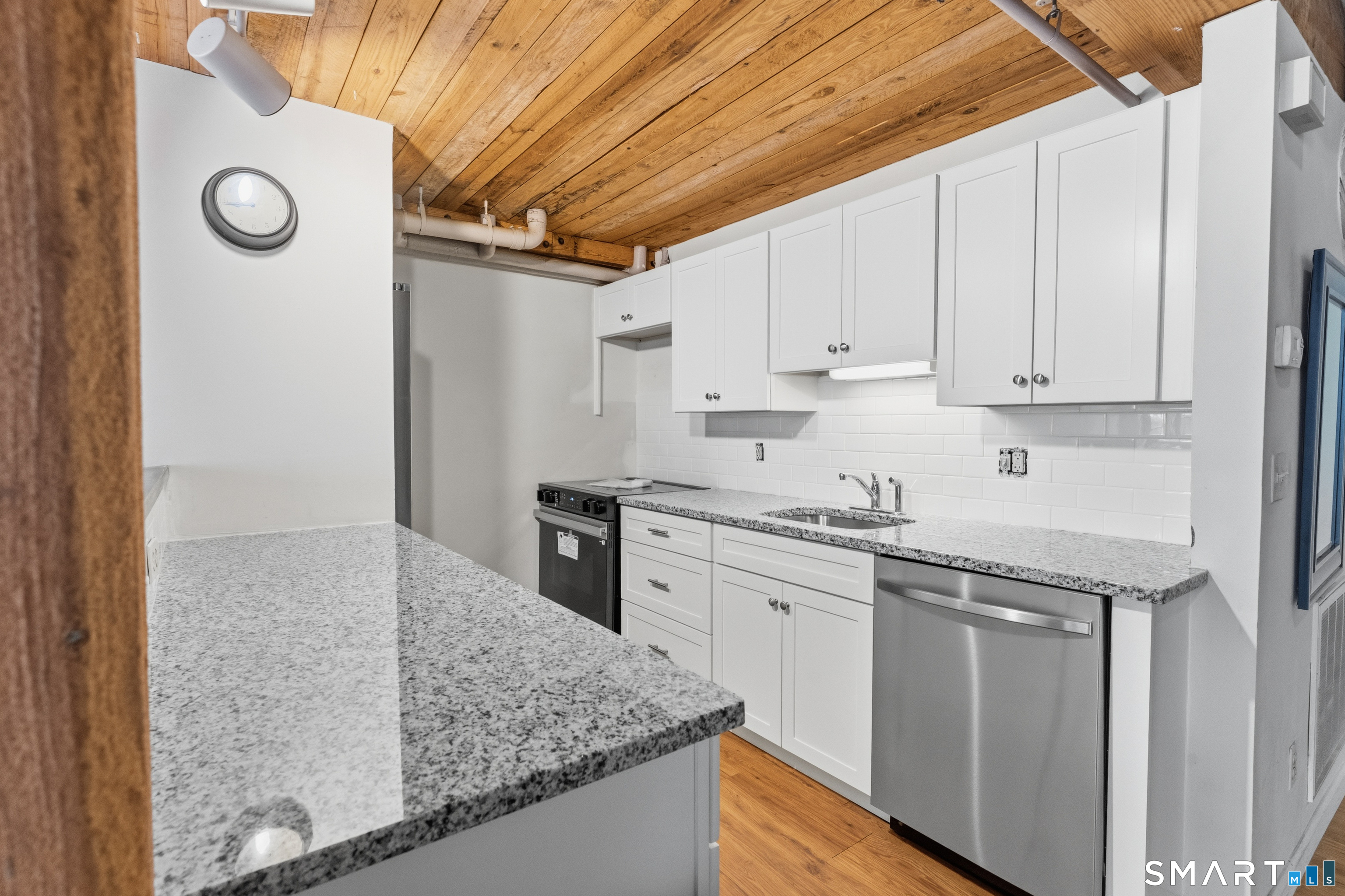 68 Thermos Avenue Norwich CT 06360