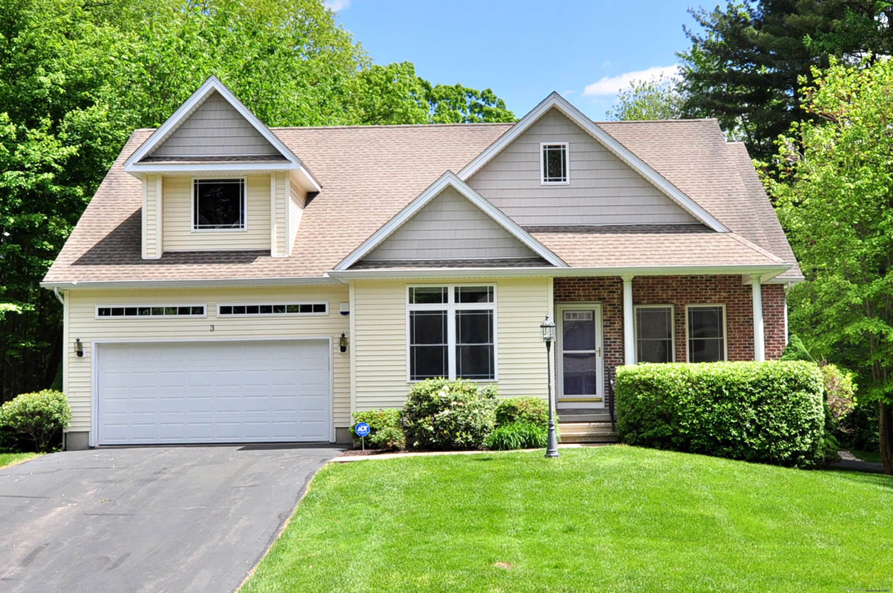 3 River Town Road Windsor CT 06095