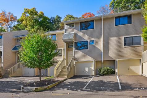 34 Sunrise Hill Road Norwalk CT 06851