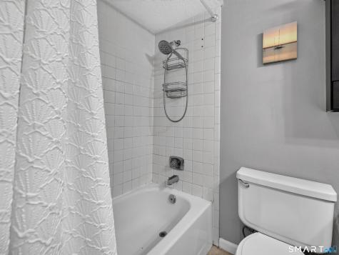 84 Carriage Crossing Lane Middletown CT 06457