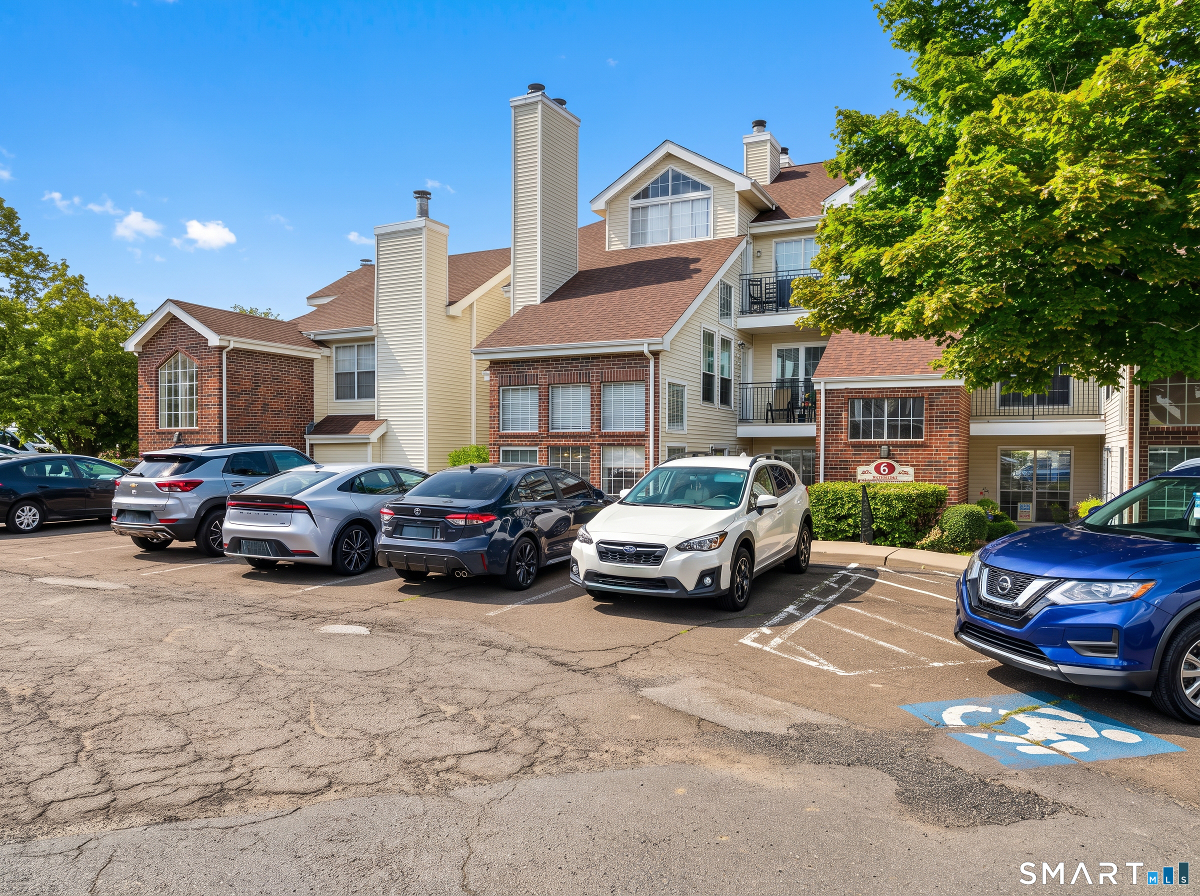 84 Carriage Crossing Lane Middletown CT 06457