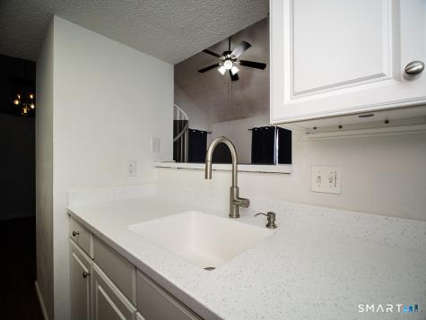 13 Carriage Crossing Lane Middletown CT 06457