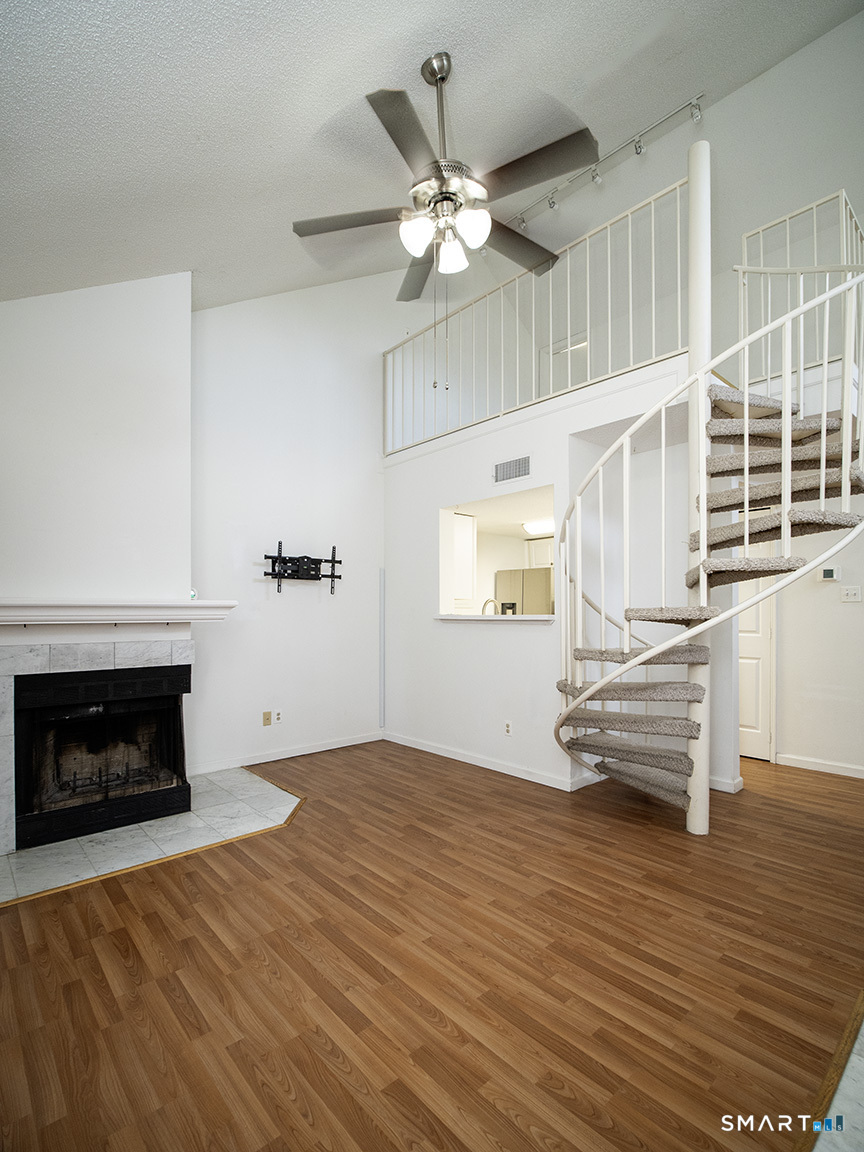 13 Carriage Crossing Lane Middletown CT 06457