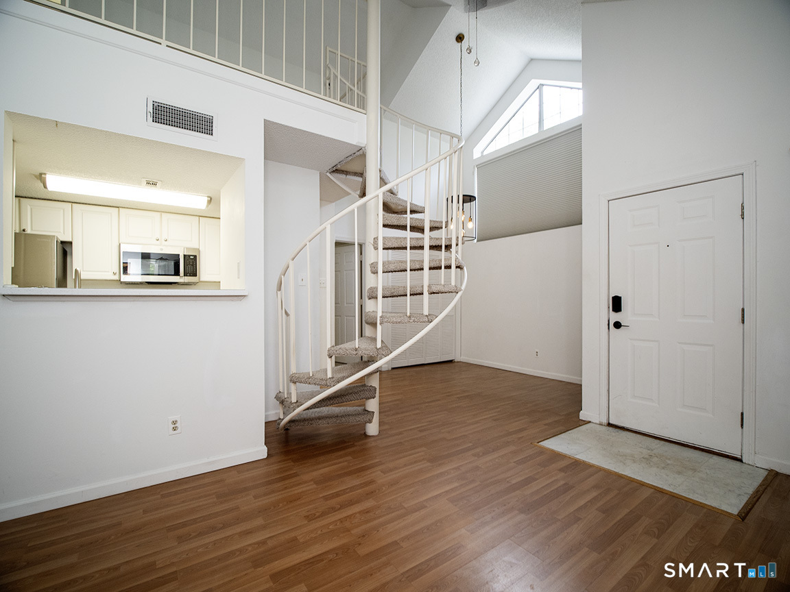 13 Carriage Crossing Lane Middletown CT 06457