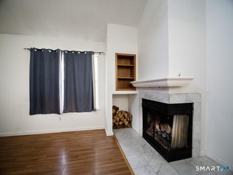 13 Carriage Crossing Lane Middletown CT 06457