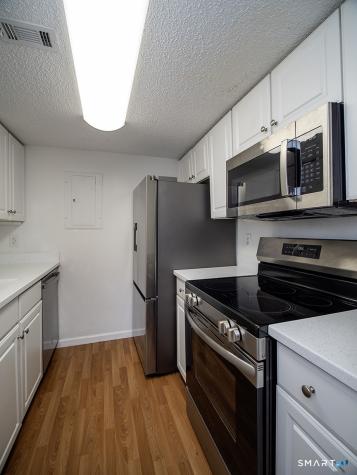 13 Carriage Crossing Lane Middletown CT 06457