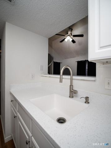 13 Carriage Crossing Lane Middletown CT 06457
