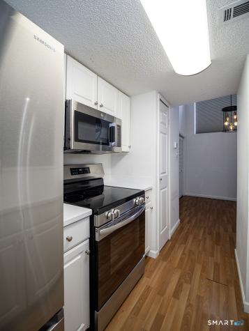 13 Carriage Crossing Lane Middletown CT 06457