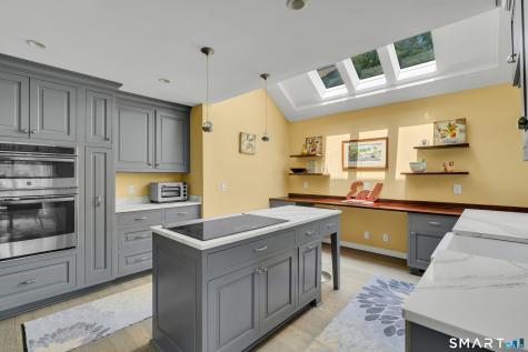 14 Brandon Lane Stonington CT 06355