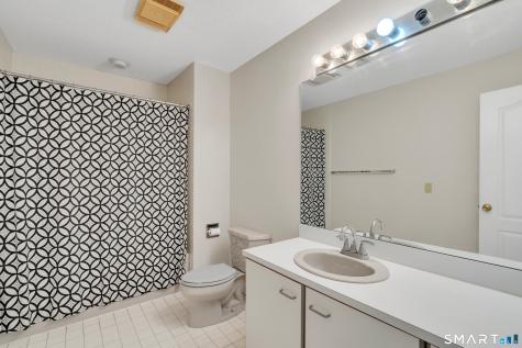 14 Brandon Lane Stonington CT 06355