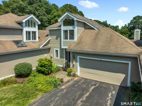 14 Brandon Lane Stonington CT 06355