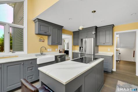 14 Brandon Lane Stonington CT 06355