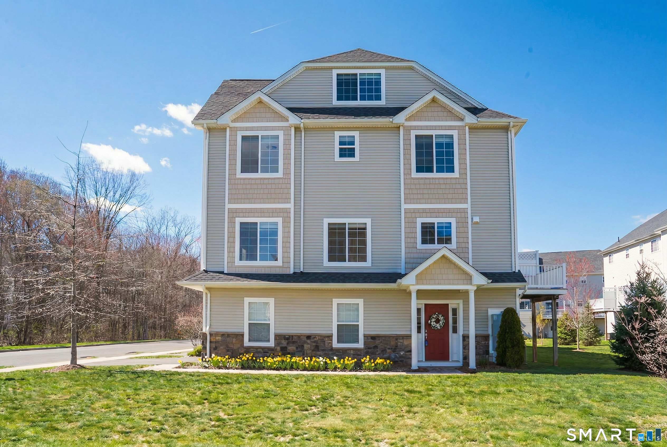 42 Lexie Lane South Windsor CT 06074