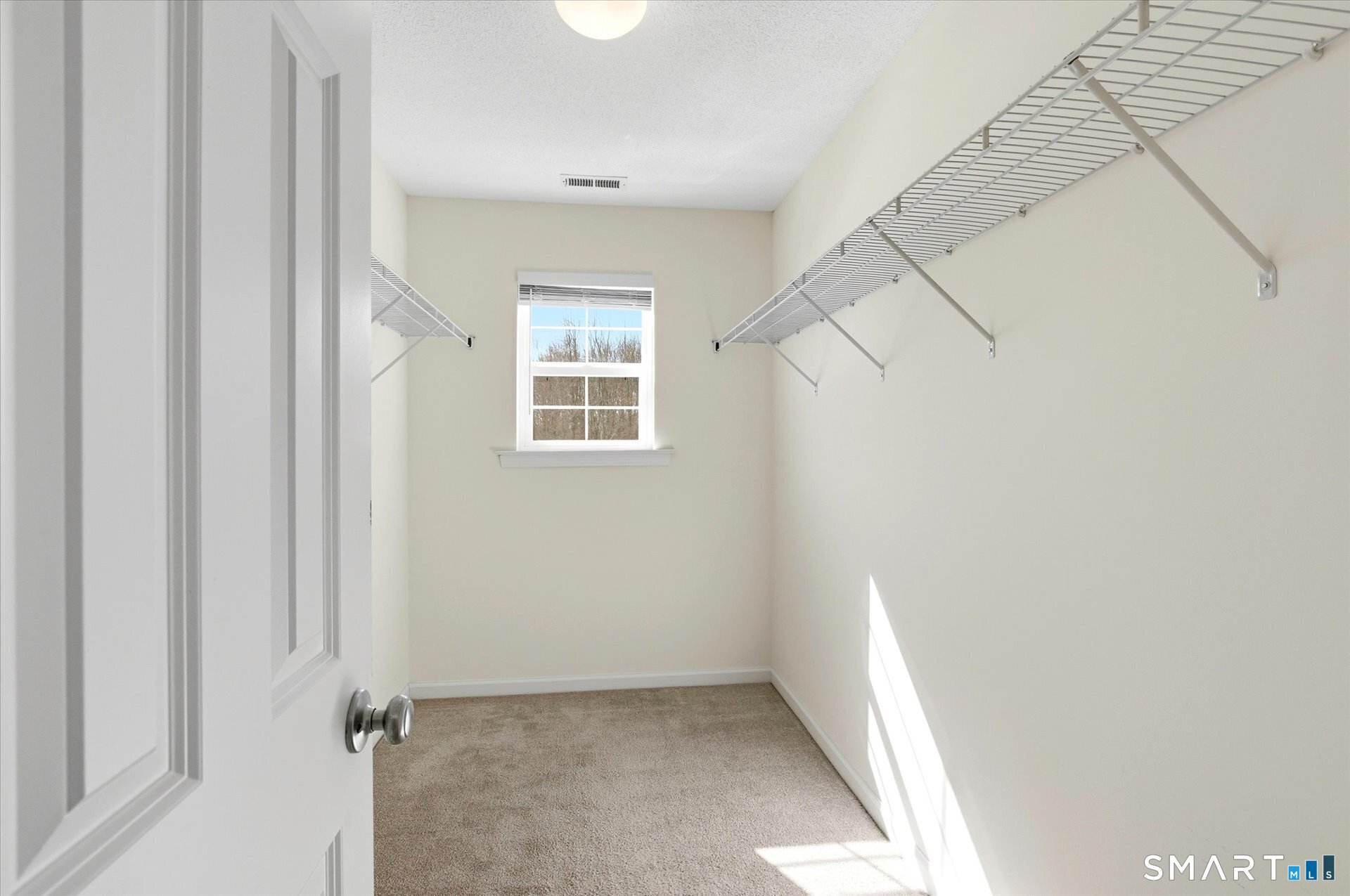 42 Lexie Lane South Windsor CT 06074