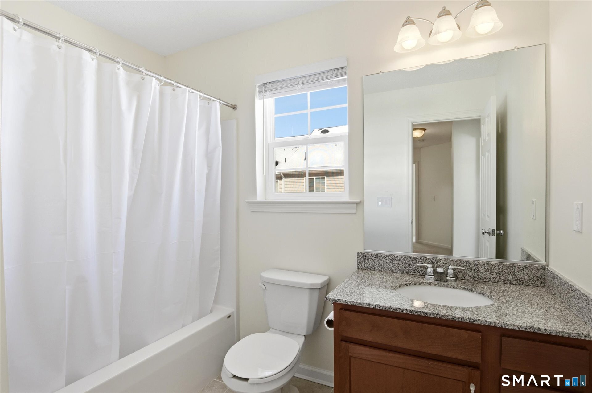 42 Lexie Lane South Windsor CT 06074