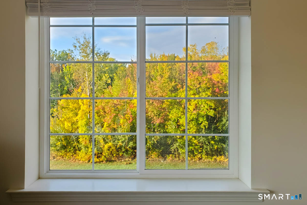 42 Lexie Lane South Windsor CT 06074