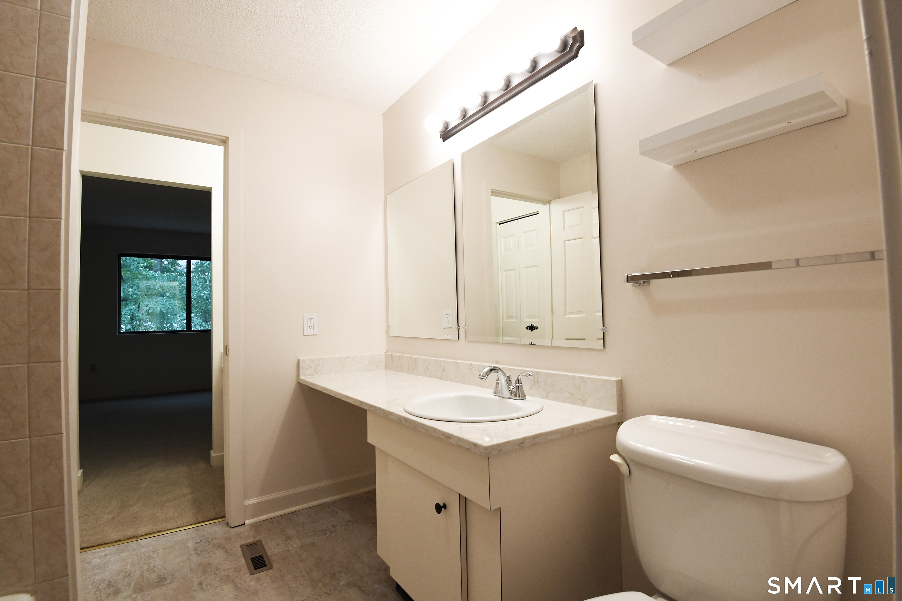 37 Farmington Chase Crescent Farmington CT 06032