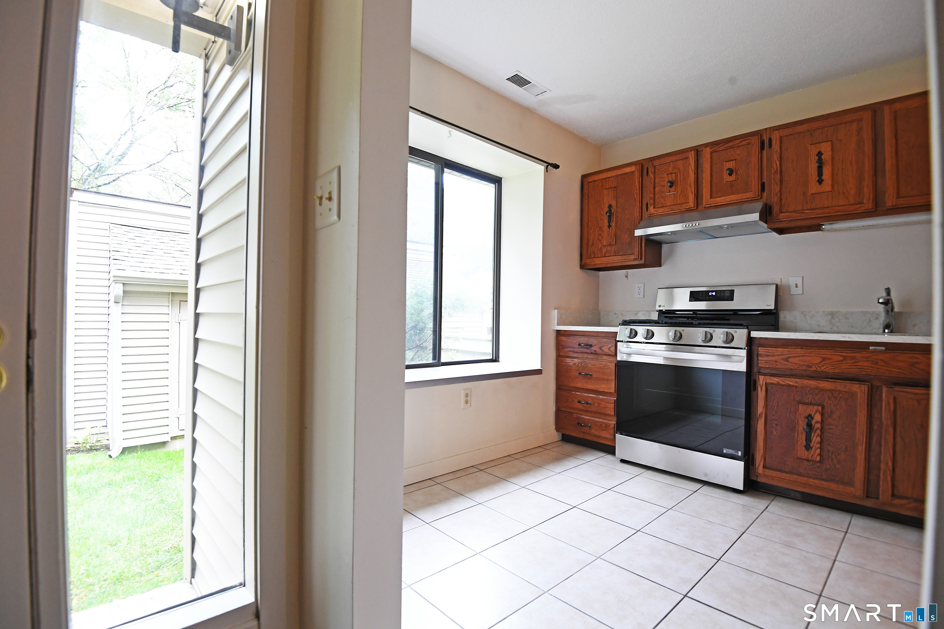 37 Farmington Chase Crescent Farmington CT 06032