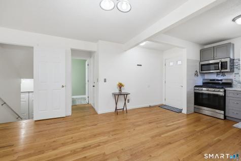 10 Jamie Lane Manchester CT 06042