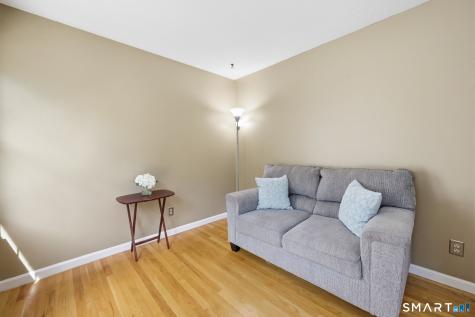 10 Jamie Lane Manchester CT 06042