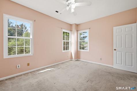 10 Jamie Lane Manchester CT 06042