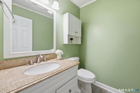 10 Jamie Lane Manchester CT 06042