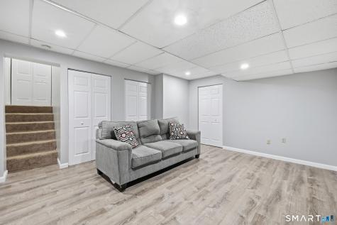 10 Jamie Lane Manchester CT 06042