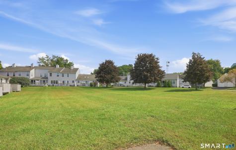 10 Jamie Lane Manchester CT 06042