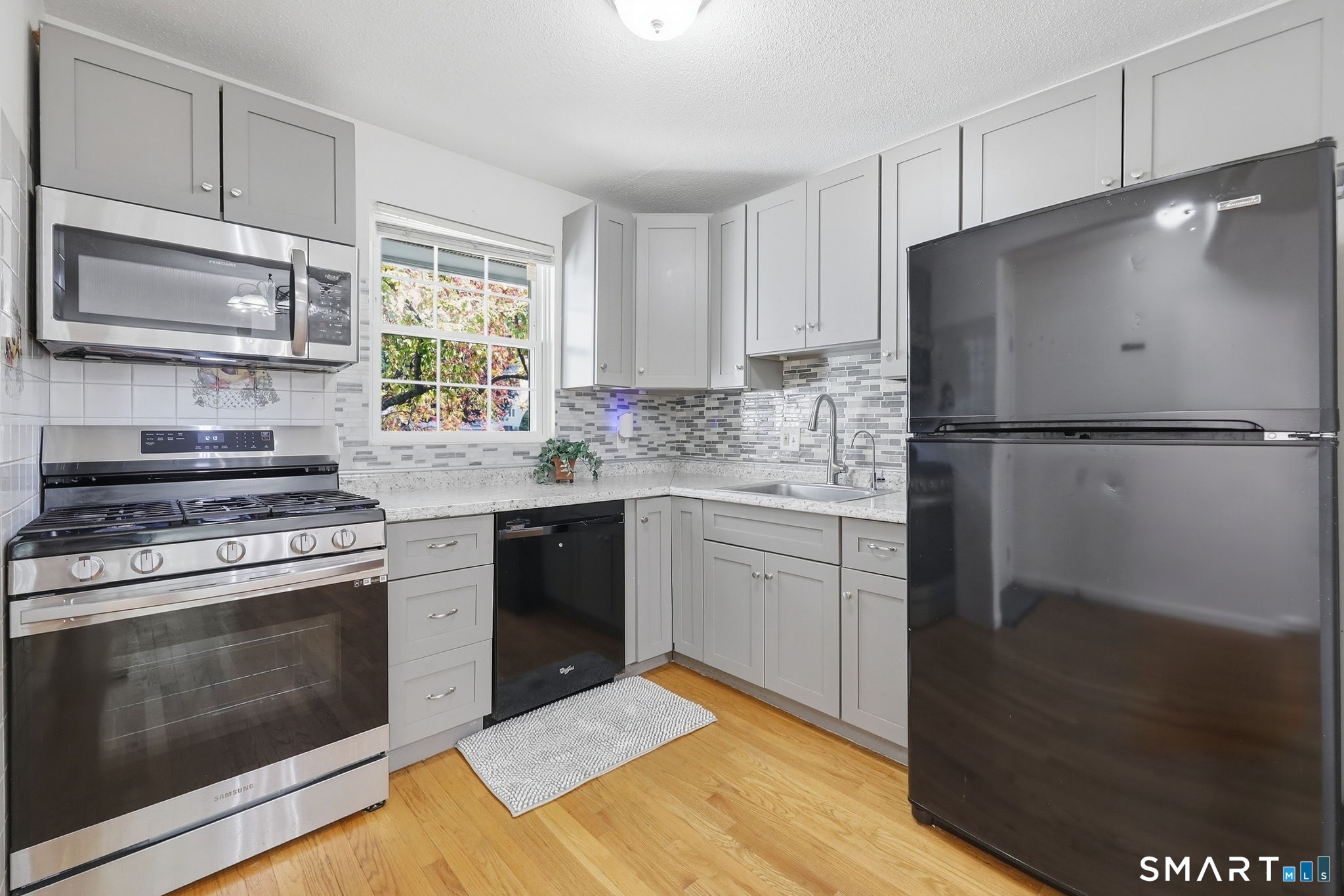10 Jamie Lane Manchester CT 06042