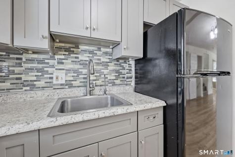 10 Jamie Lane Manchester CT 06042