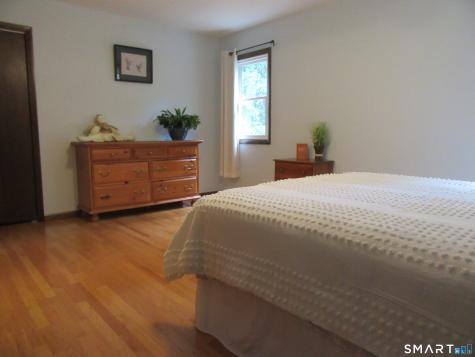 192 Stonehedge Shelton CT 06484