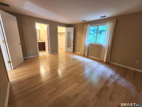 9 Oak Forest Drive Manchester CT 06042