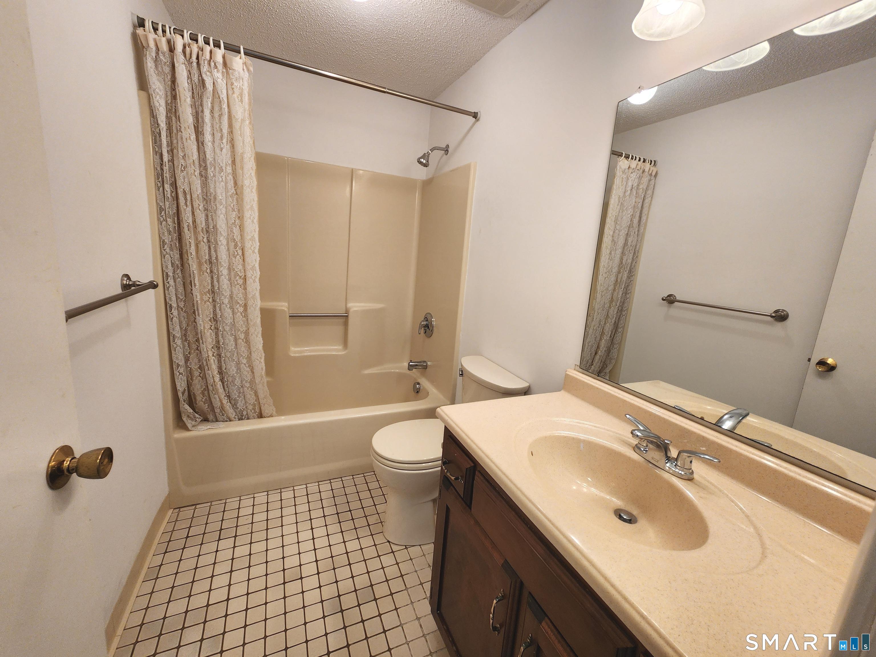 9 Oak Forest Drive Manchester CT 06042