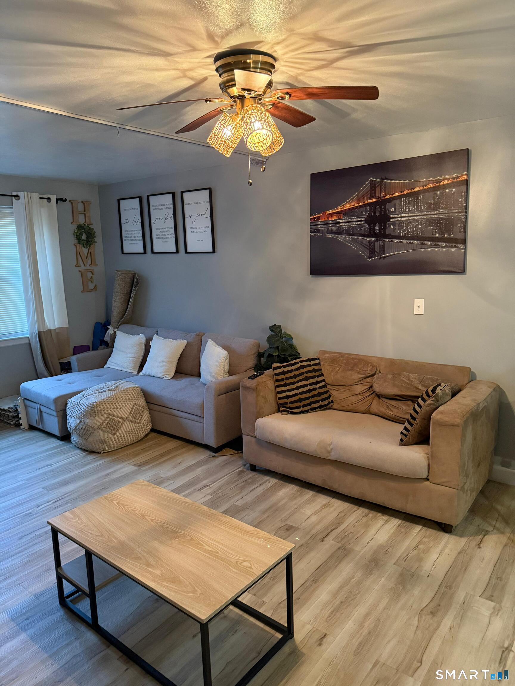 393 Laurel Avenue Bridgeport CT 06605
