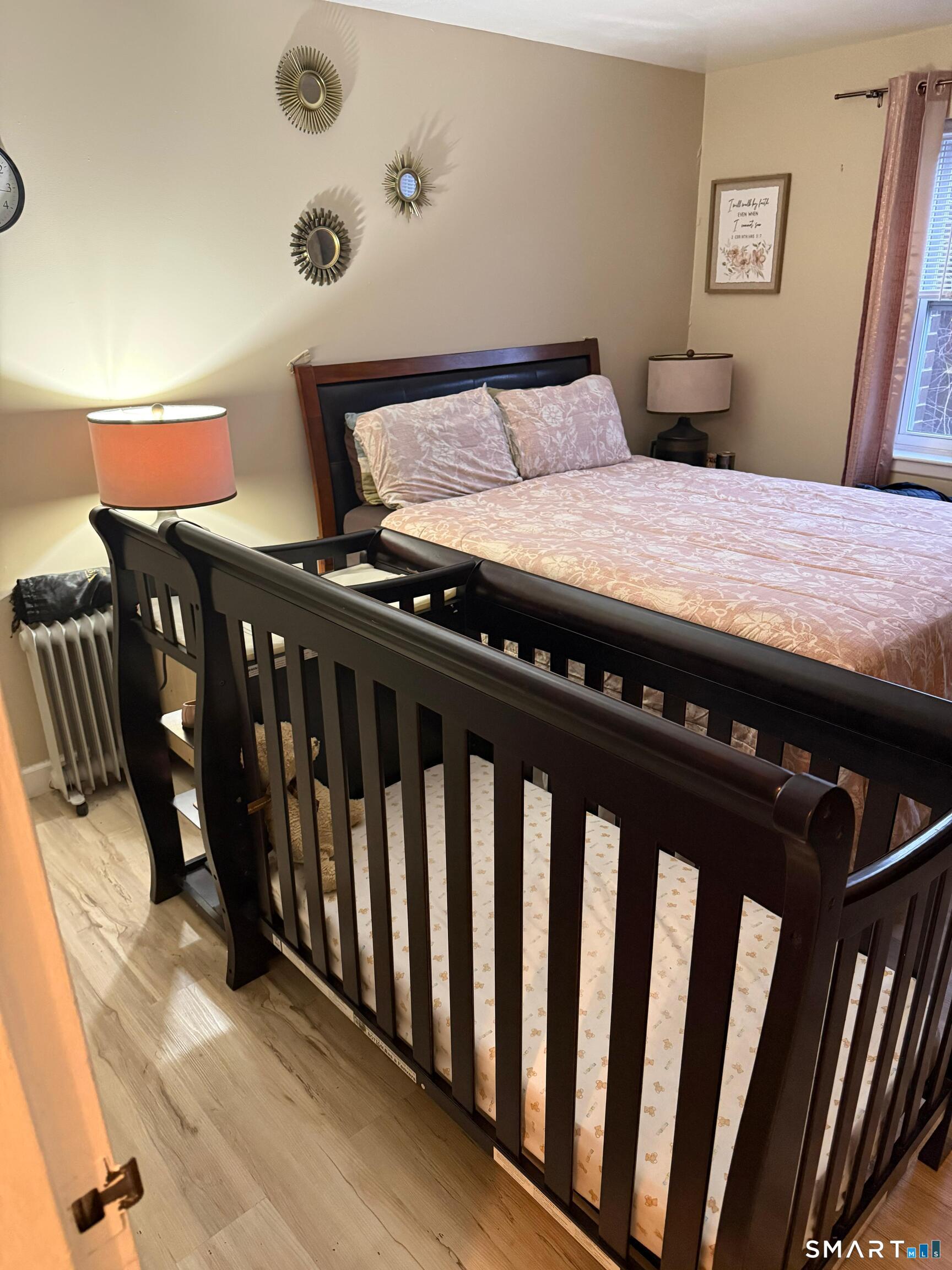 393 Laurel Avenue Bridgeport CT 06605