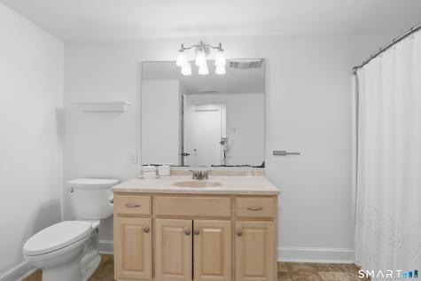 814 Popes Island Road Milford CT 06461
