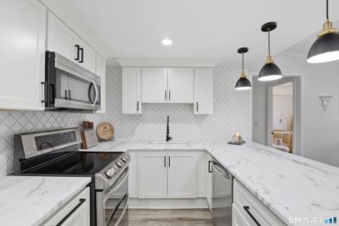 814 Popes Island Road Milford CT 06461