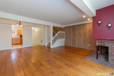 23 Lower Commons Woodbury CT 06798